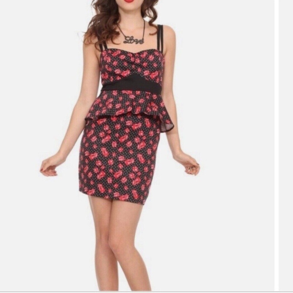pattern mini pencil dress red and black